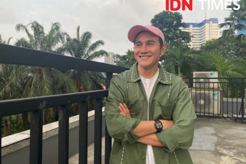Vino G. Bastian dan Cinta pada Film Keluarga, Peran Anak-Istri